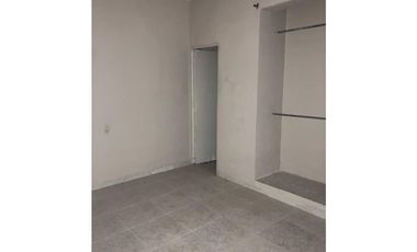 SE ARRIENDA CASA CON LOCAL  BARRIO EL PRADO