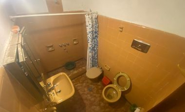 Casa  en Venta Ramos Mejia / La Matanza (A108 8096)