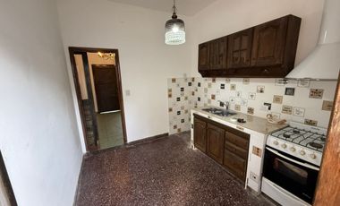 Casa  en Alquiler San Justo / La Matanza (A108 8114)