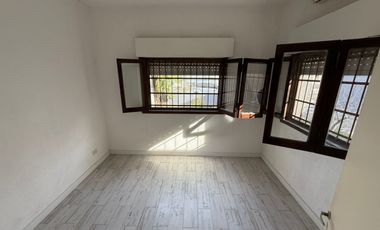 Casa  en Alquiler San Justo / La Matanza (A108 8114)