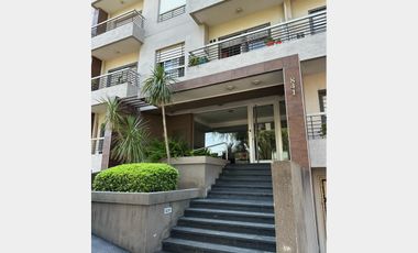 Departamento en Venta Castelar / Moron (A108 8120)