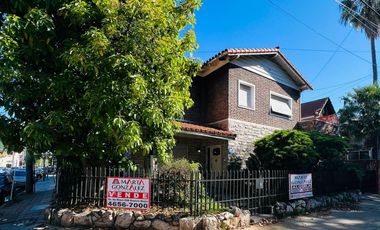 Casa  en Alquiler Ramos Mejia / La Matanza (A108 8191)