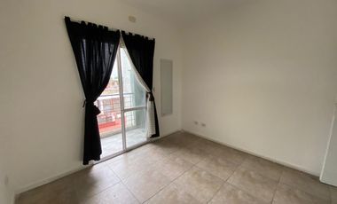 Alquiler - Departamento Dos Ambientes - M. Coronado