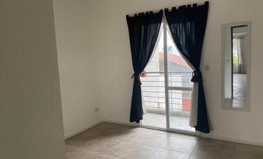 Alquiler - Departamento Dos Ambientes - M. Coronado
