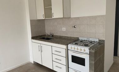 Alquiler - Departamento Dos Ambientes - M. Coronado