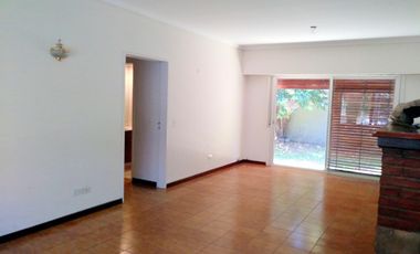 Chalet 5 ambientes en alquiler en Martinez