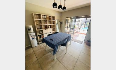 Casa  en Venta Ramos Mejia / La Matanza (A108 8199)
