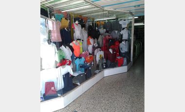 Local a la calle en Venta Gonzalez Catan / La Matanza (A108 8217)