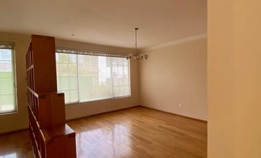 CASA EN CONDOMINIO EN VENTA/RENTA INTERLOMAS