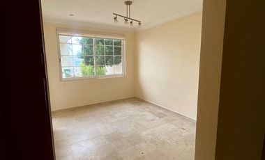 CASA EN CONDOMINIO EN VENTA/RENTA INTERLOMAS