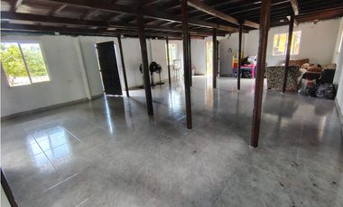 SE VENDE Y SE ARRIENDA CASA FINCA VIA AGUAS NEGRAS DE MONTERIA