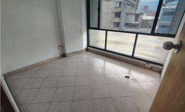 Se Arrienda Oficina Ed Seguros Bolivar, Centro, Medellín