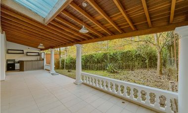 Casa frente al Mall Amsterdam para la renta tradicional