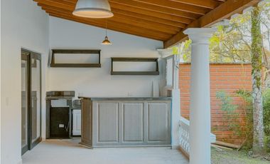 Casa frente al Mall Amsterdam para la renta tradicional