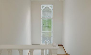 Casa frente al Mall Amsterdam para la renta tradicional