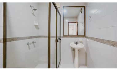 Apartamento cerca al Mall Amsterdam para la renta y venta