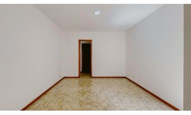 Apartamento cerca al Mall Amsterdam para la renta y venta