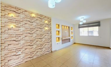 Vendo casa, Urbanización Santa María,  de 3 dormitorios