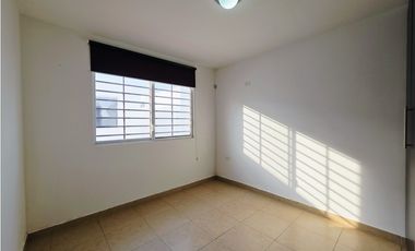Vendo casa, Urbanización Santa María,  de 3 dormitorios
