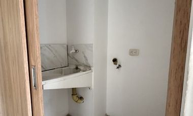 Arriendo – Apartamento septimo piso, Edificio Nova Flora