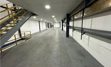 ALQUILER DE  GALERA 942 MTS CON ANDEN EN LA LOCERIA JP