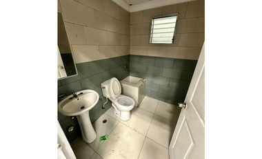 ALQUILO BODEGA LAS MAÑANITAS 252m2 CON SEGURIDAD VV