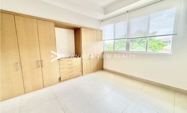 THE GROVE / SANTA MARIA / VENTA