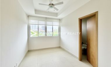 THE GROVE / SANTA MARIA / VENTA