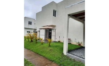 ALQUILO CASA DUPLEX EN ARRAIJAN PH LAS LAJAS