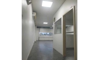 ALQUILO LOCAL COMERCIAL CENTRO LOSGSTICO PLANTA BAJA 165M2 VV