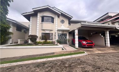 VENTA DE CASA EN RESIDENCIAL CERRADO EN HATO PINTADO(17)