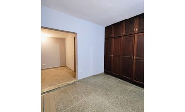 Hermosa Casa Esquina en Venta Bº General Savio. 3 Dorm.