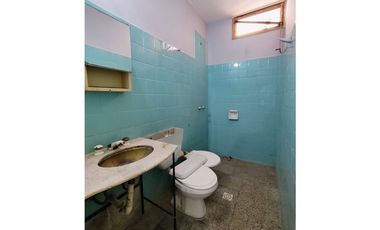 Hermosa Casa Esquina en Venta Bº General Savio. 3 Dorm.