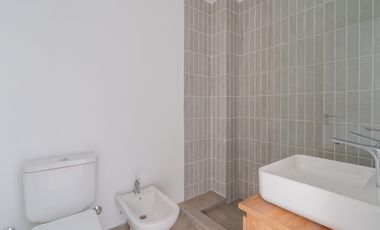 VENTA/ DEPARTAMENTO EN PH  2 AMBIENTES PATIO Y PARQUE/ MAR DEL PLATA