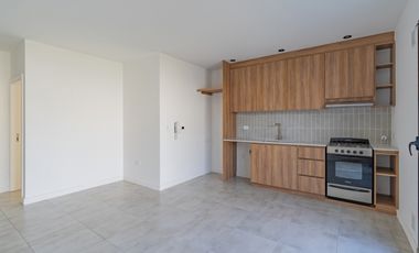 VENTA/ DEPARTAMENTO EN PH  2 AMBIENTES PATIO Y PARQUE/ MAR DEL PLATA