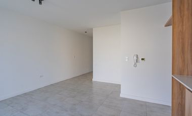 VENTA/ DEPARTAMENTO EN PH  2 AMBIENTES PATIO Y PARQUE/ MAR DEL PLATA