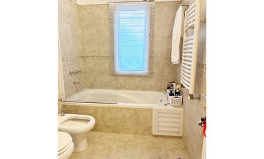 CASA 4 DORM  JARDIN ESPINOSA