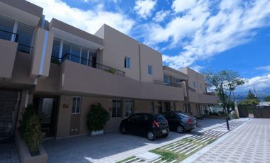 VENTA CASA 3 HABITACIONES EN EL VALLE DE LOS CHILLOS . JB