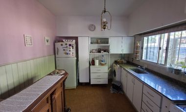 Casa en venta en Burzaco Oeste
