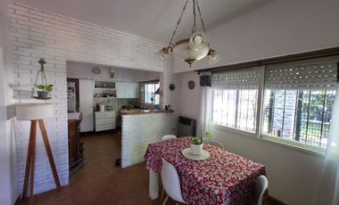 Casa en venta en Burzaco Oeste