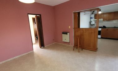 Alquiler 2 dormitorios c/patio P. Alta Barrio Ludueña San Lorenzo 5300, ROSARIO