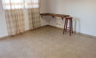 Alquiler 2 dormitorios c/patio P. Alta Barrio Ludueña San Lorenzo 5300, ROSARIO