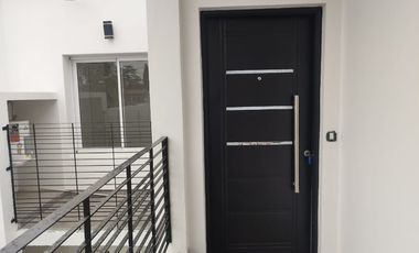 Departamento Tipo Casa en alquiler en Gerli Este