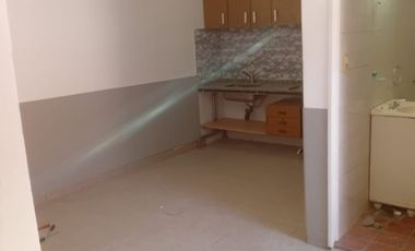 Casa PH en alquiler en Sarandi Oeste