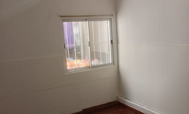 Casa PH en alquiler en Sarandi Oeste