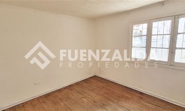 Casa en Arriendo en Ureta Cox / Juan Griego