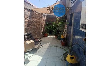 Casa a minutos metro Cardenal Caro