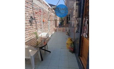 Casa a minutos metro Cardenal Caro