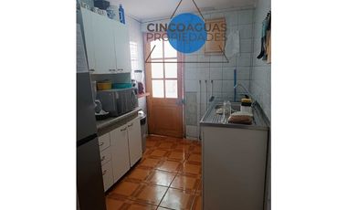 Casa a minutos metro Cardenal Caro