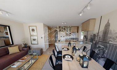 Casa en arriendo c/ estacionamiento en El Trébol